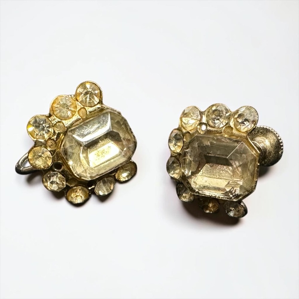 Vintage‎ Coro Rhinestone Screwback Earrings Silver Tone Mid Century)
